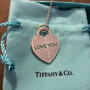 ✨Authentic ✨Tiffany’s Large charm and necklace